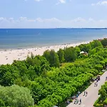 아파트 White Sea Shore - Premium Nadmorze